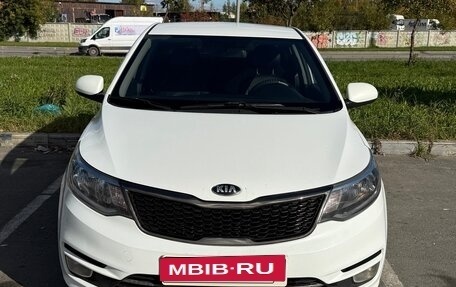 KIA Rio III рестайлинг, 2017 год, 1 000 000 рублей, 1 фотография