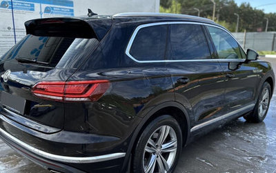 Volkswagen Touareg III, 2019 год, 4 100 000 рублей, 1 фотография