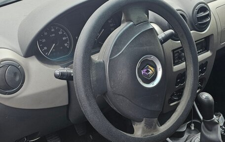 Renault Logan I, 2011 год, 120 000 рублей, 5 фотография