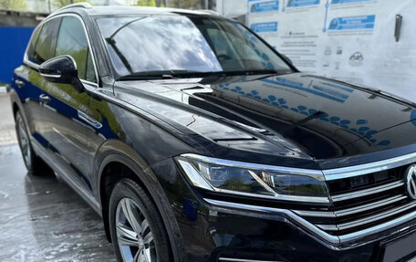 Volkswagen Touareg III, 2019 год, 4 100 000 рублей, 7 фотография