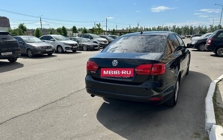 Volkswagen Jetta VI, 2013 год, 780 000 рублей, 3 фотография