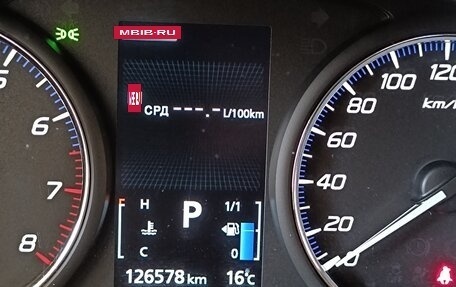 Mitsubishi Outlander III рестайлинг 3, 2018 год, 1 850 000 рублей, 5 фотография
