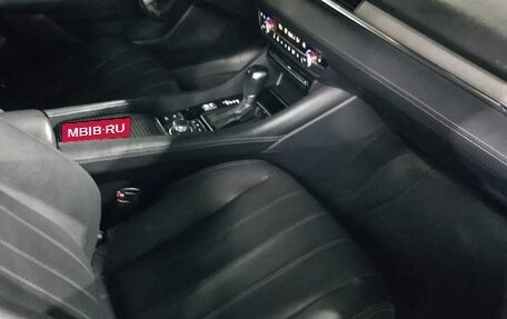 Mazda 6, 2019 год, 2 300 000 рублей, 9 фотография