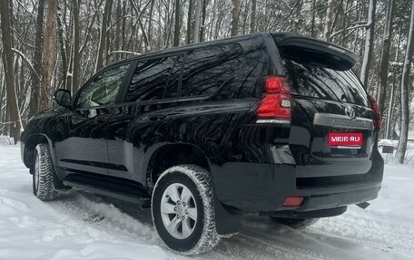 Toyota Land Cruiser Prado 150 рестайлинг 2, 2021 год, 5 999 999 рублей, 1 фотография