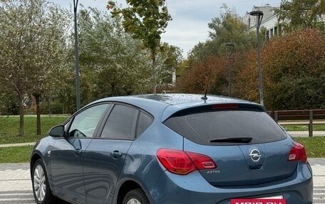 Opel Astra J, 2013 год, 750 000 рублей, 6 фотография