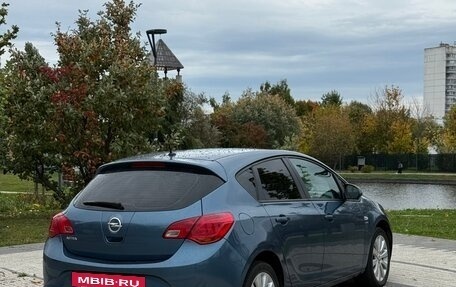 Opel Astra J, 2013 год, 750 000 рублей, 5 фотография
