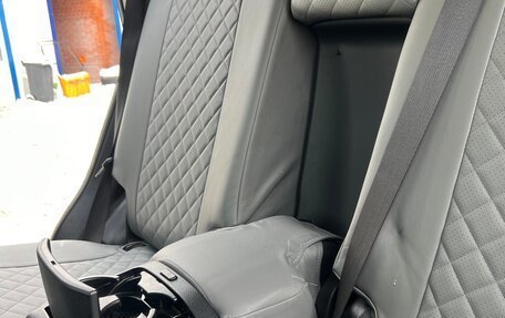 Toyota Land Cruiser Prado 150 рестайлинг 2, 2021 год, 5 999 999 рублей, 3 фотография