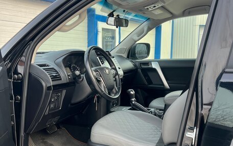 Toyota Land Cruiser Prado 150 рестайлинг 2, 2021 год, 5 999 999 рублей, 9 фотография