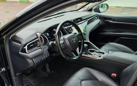 Toyota Camry, 2019 год, 2 550 000 рублей, 6 фотография
