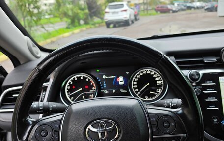 Toyota Camry, 2019 год, 2 550 000 рублей, 8 фотография