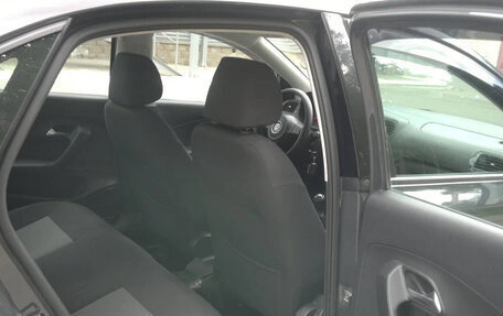 Volkswagen Polo VI (EU Market), 2010 год, 650 000 рублей, 7 фотография