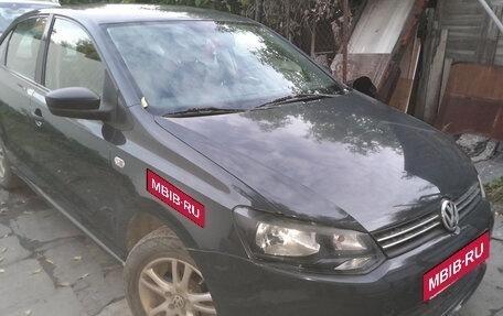 Volkswagen Polo VI (EU Market), 2010 год, 650 000 рублей, 4 фотография