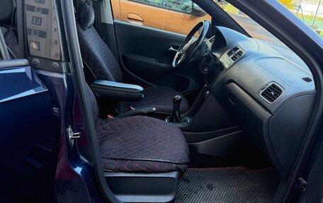 Volkswagen Polo VI (EU Market), 2012 год, 750 000 рублей, 6 фотография