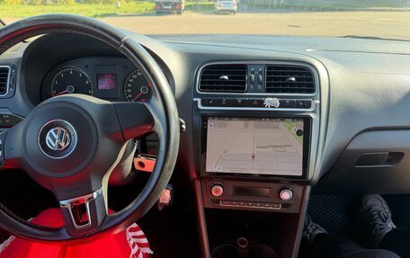Volkswagen Polo VI (EU Market), 2012 год, 750 000 рублей, 23 фотография