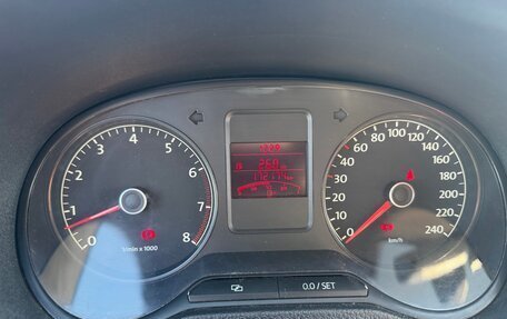 Volkswagen Polo VI (EU Market), 2012 год, 750 000 рублей, 24 фотография