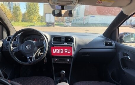 Volkswagen Polo VI (EU Market), 2012 год, 750 000 рублей, 26 фотография