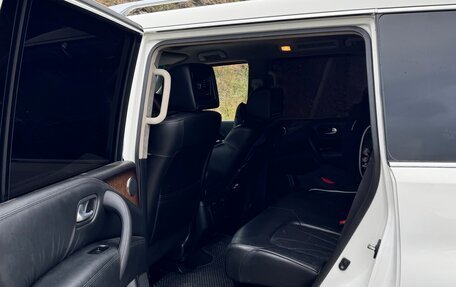 Infiniti QX56, 2013 год, 1 800 000 рублей, 3 фотография