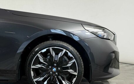 BMW 5 серия, 2023 год, 6 099 000 рублей, 7 фотография