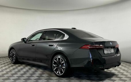 BMW 5 серия, 2023 год, 6 099 000 рублей, 6 фотография