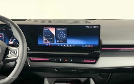 BMW 5 серия, 2023 год, 6 099 000 рублей, 26 фотография