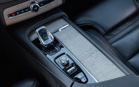 Volvo XC90 II рестайлинг, 2020 год, 5 390 000 рублей, 19 фотография