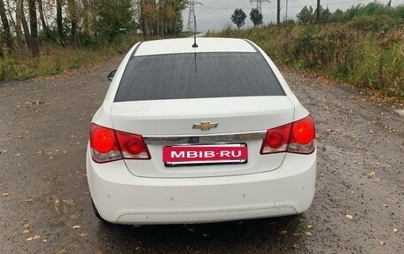 Chevrolet Cruze II, 2012 год, 660 000 рублей, 4 фотография