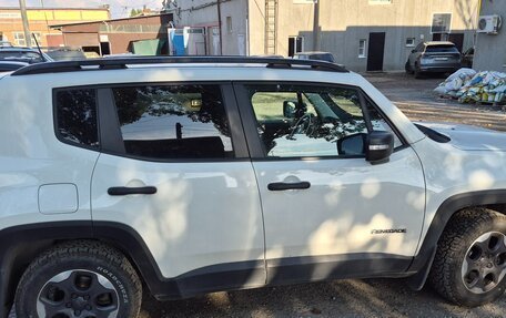 Jeep Renegade I рестайлинг, 2018 год, 1 600 000 рублей, 7 фотография