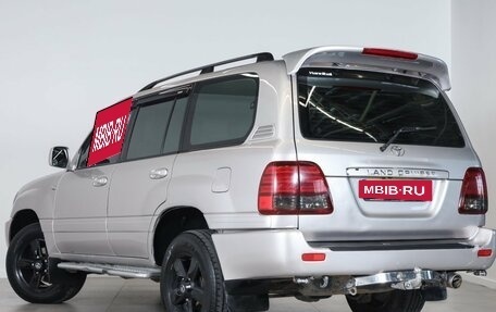 Toyota Land Cruiser 100 рестайлинг 2, 2003 год, 2 149 000 рублей, 5 фотография