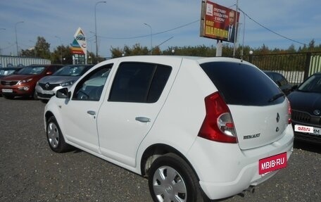 Renault Sandero I, 2011 год, 598 000 рублей, 2 фотография