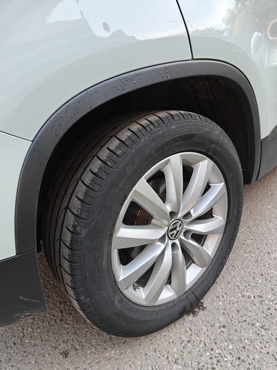 Volkswagen Tiguan I рестайлинг, 2016 год, 2 000 000 рублей, 6 фотография