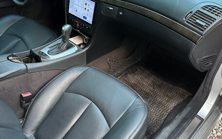 Mercedes-Benz E-Класс, 2003 год, 1 550 000 рублей, 7 фотография