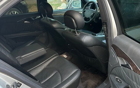 Mercedes-Benz E-Класс, 2003 год, 1 550 000 рублей, 5 фотография