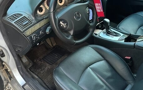 Mercedes-Benz E-Класс, 2003 год, 1 550 000 рублей, 9 фотография