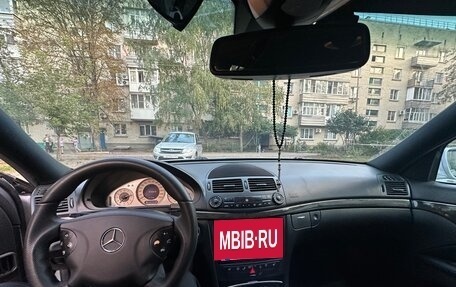 Mercedes-Benz E-Класс, 2003 год, 1 550 000 рублей, 10 фотография