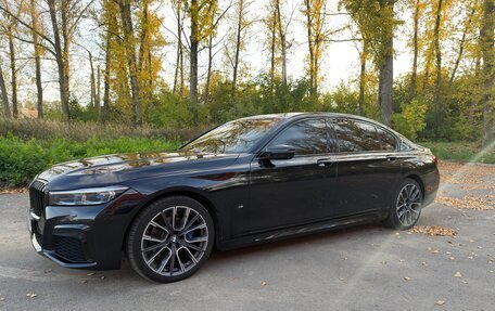 BMW 7 серия, 2019 год, 7 890 000 рублей, 16 фотография