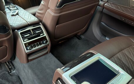 BMW 7 серия, 2019 год, 7 890 000 рублей, 14 фотография