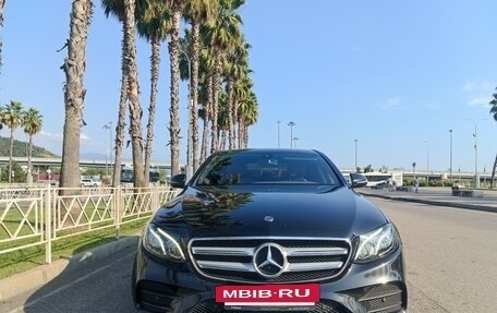 Mercedes-Benz E-Класс, 2020 год, 3 270 000 рублей, 2 фотография