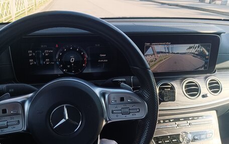 Mercedes-Benz E-Класс, 2020 год, 3 270 000 рублей, 10 фотография