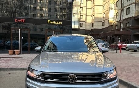 Volkswagen Tiguan II, 2020 год, 2 280 000 рублей, 24 фотография