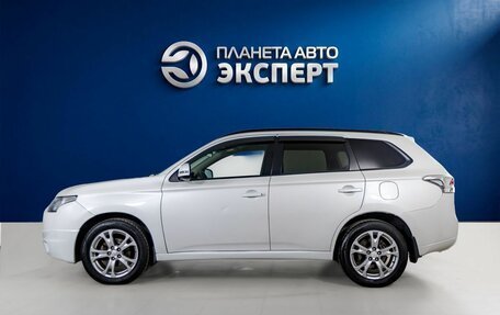 Mitsubishi Outlander III рестайлинг 3, 2013 год, 1 450 000 рублей, 15 фотография