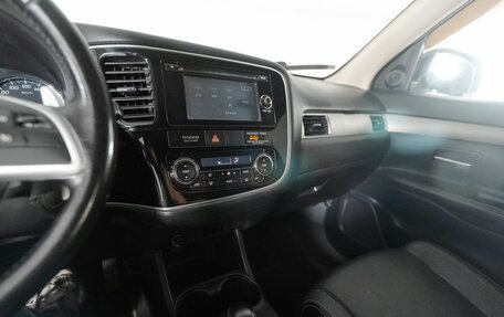 Mitsubishi Outlander III рестайлинг 3, 2013 год, 1 450 000 рублей, 12 фотография