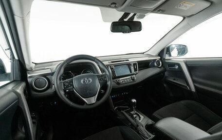 Toyota RAV4, 2019 год, 2 550 000 рублей, 7 фотография