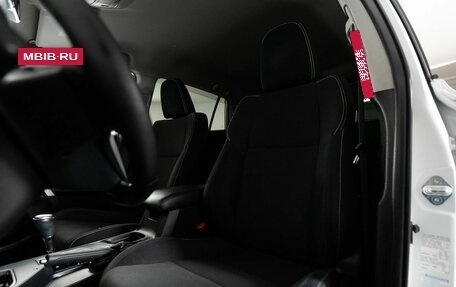 Toyota RAV4, 2019 год, 2 550 000 рублей, 9 фотография