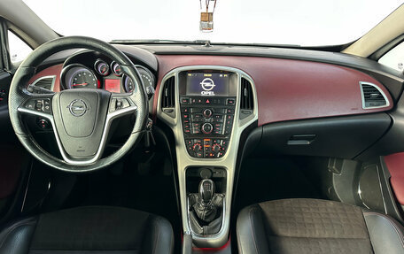 Opel Astra J, 2011 год, 690 000 рублей, 15 фотография