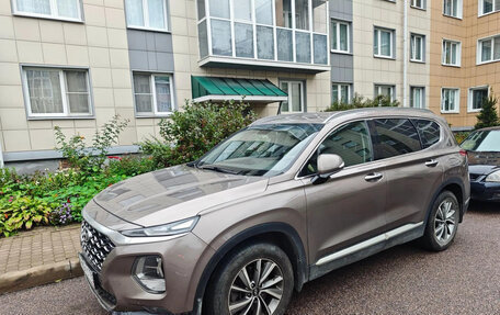 Hyundai Santa Fe IV, 2019 год, 2 750 000 рублей, 2 фотография