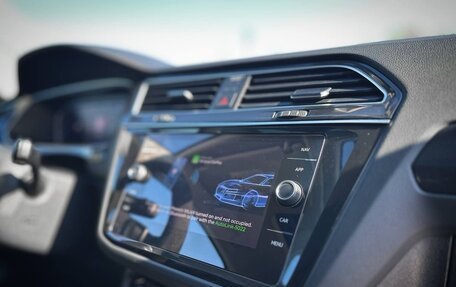 Volkswagen Tiguan II, 2020 год, 3 257 000 рублей, 10 фотография
