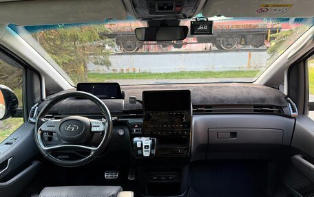 Hyundai Staria, 2022 год, 4 490 000 рублей, 13 фотография