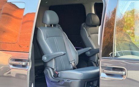 Hyundai Staria, 2022 год, 4 490 000 рублей, 25 фотография