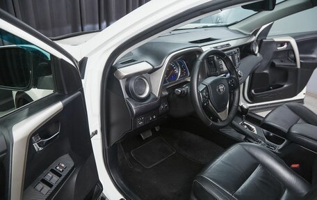 Toyota RAV4, 2012 год, 2 147 000 рублей, 9 фотография