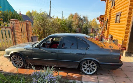 BMW 5 серия, 1989 год, 730 000 рублей, 3 фотография
